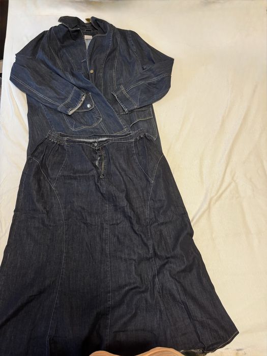 Комплект анцунг и комплект дънкова пола и яке голям размер