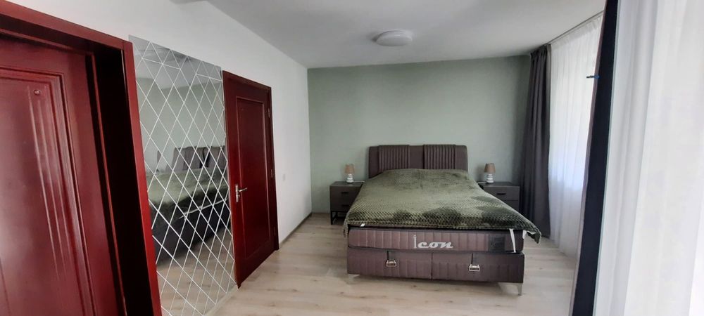 Proprietar   Apartament 4 camere, Predeal, 120 mp, aproape de Pârtia Clăbucet