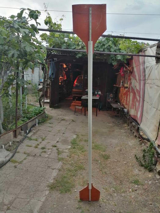 Продавам сгъваема лодка