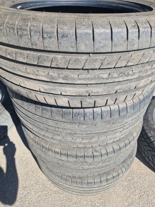 235 55 18 летни Dunlop гуми използвани