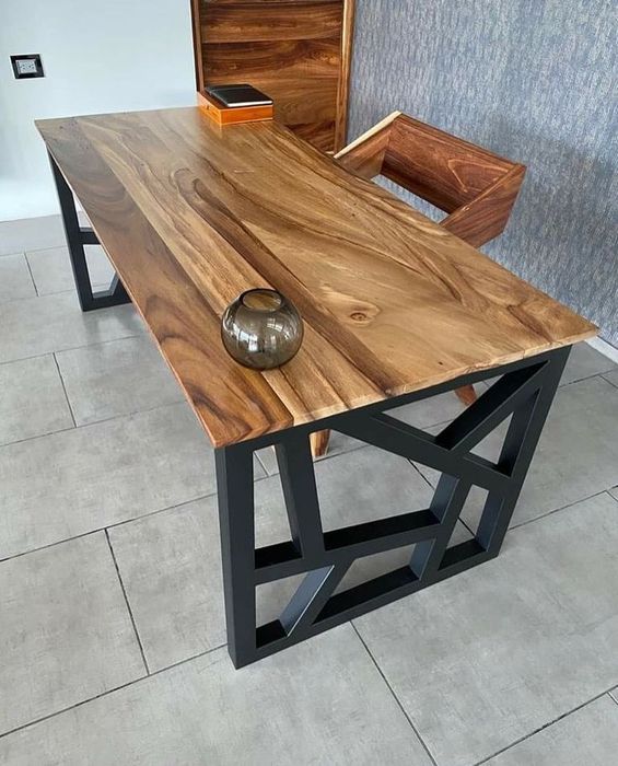 Loft mebel  ofis va uylar uchun
