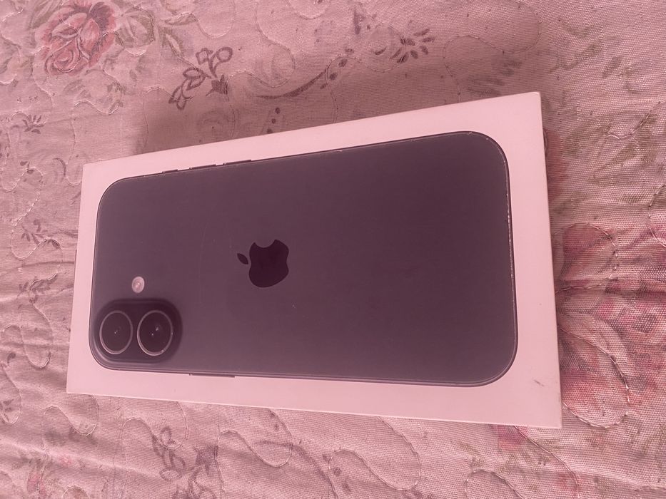 продам айфон 17 black 256 gb