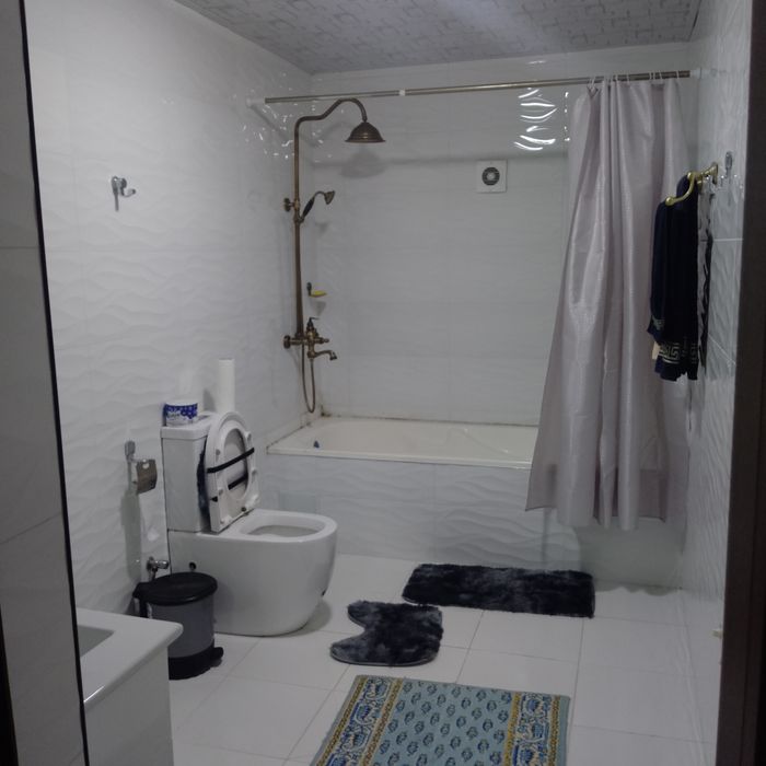 Янги тошми постидан 4км кирганда. Евро ҳовли сотилади.