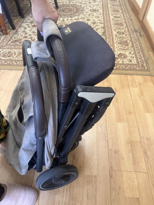 Продам коляску трансформер всесеззоная за 25000