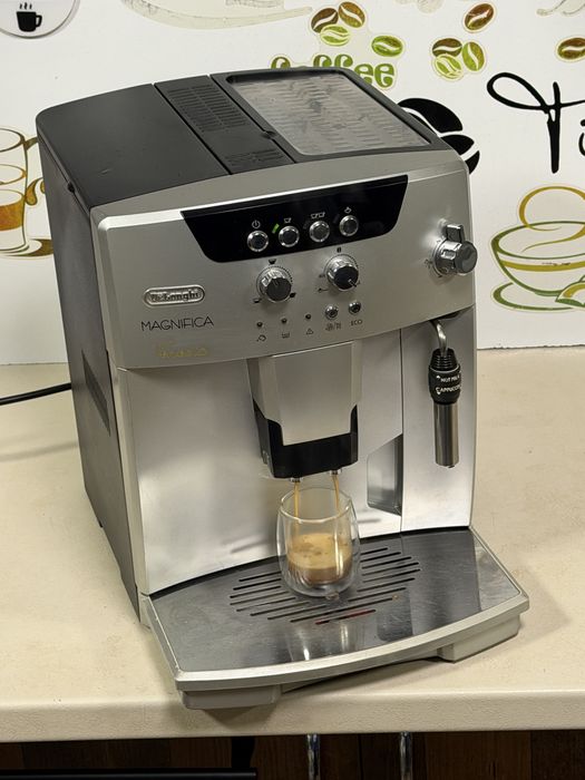 Кафемашина кафе автомат delonghi magnifica с гаранция