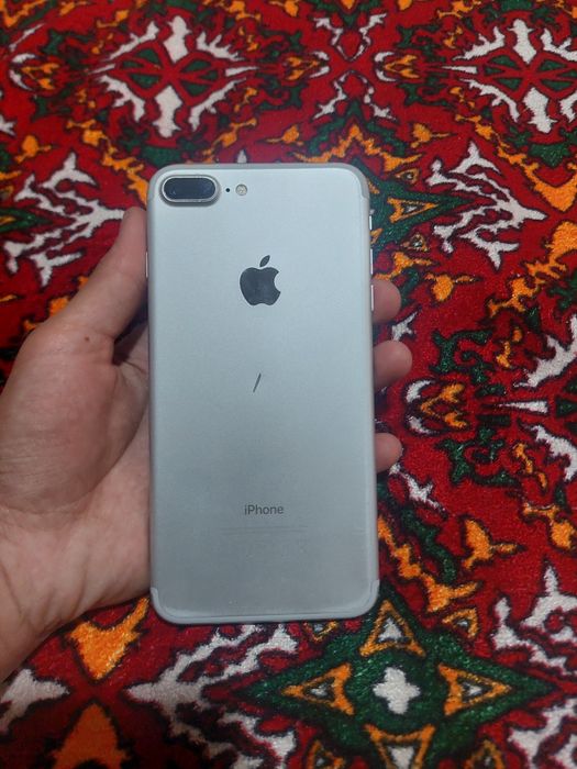 Iphone 7+ sotiladi srochna