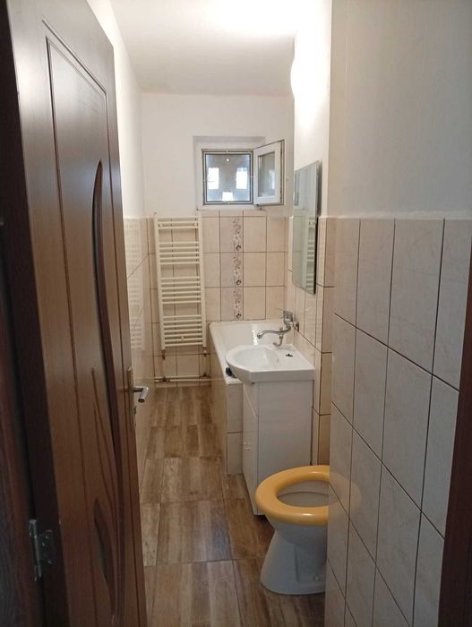 vand apartament 2 camere, aleea Humulesti