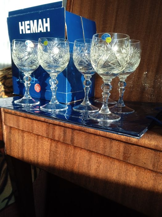 Продаю хрусталь недорого