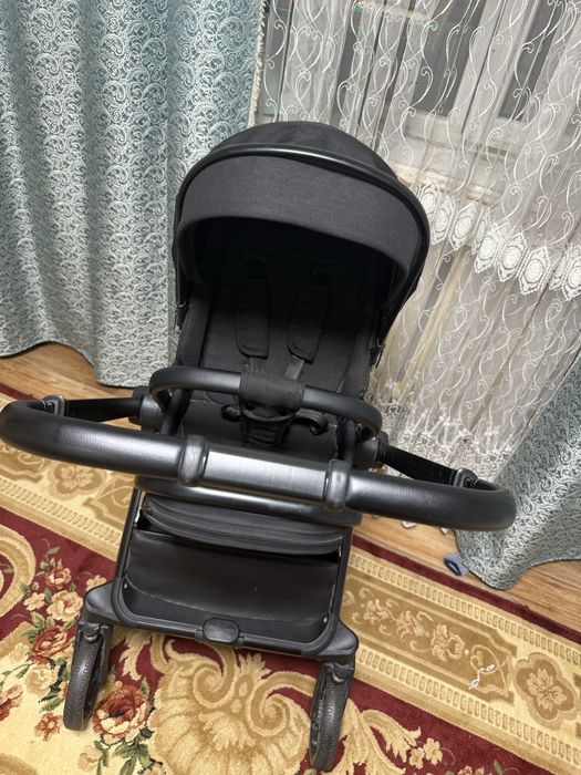 Продам коляску ining Baby