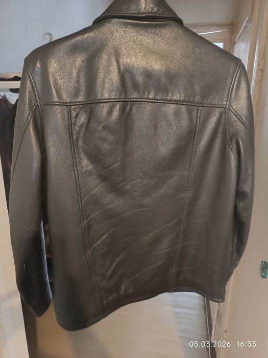 Продам кожаную куртку.