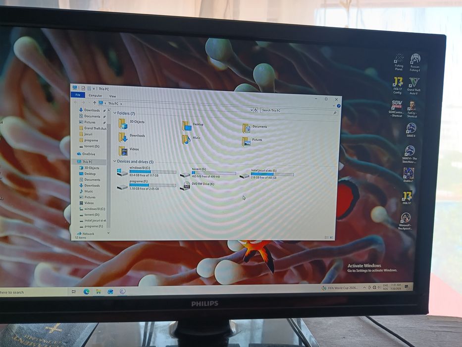 Vând PC  marca Dell