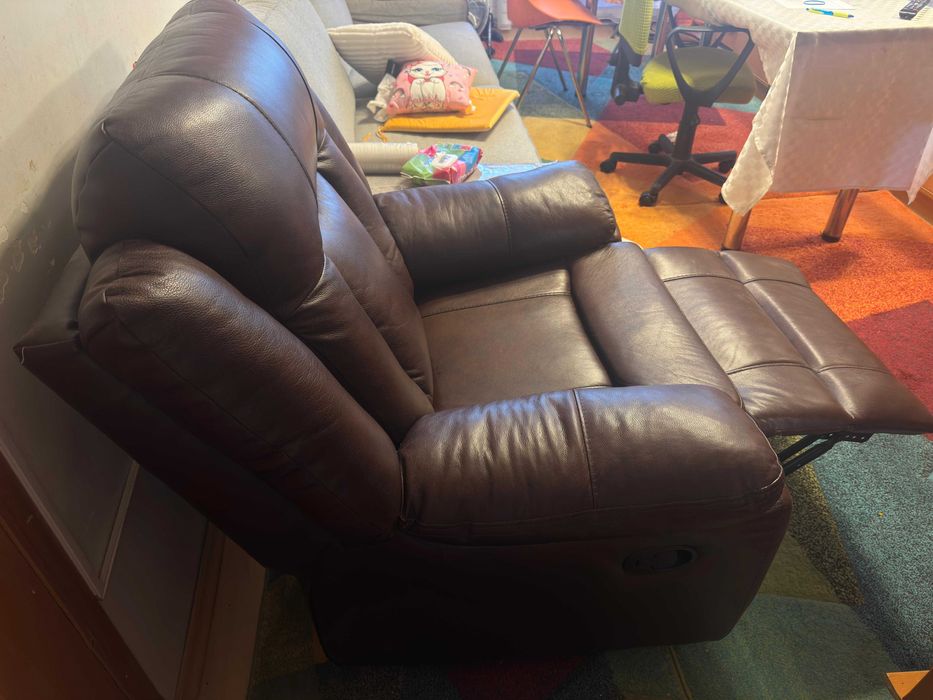 Fotoliu culoare maro  din  piele naturala
