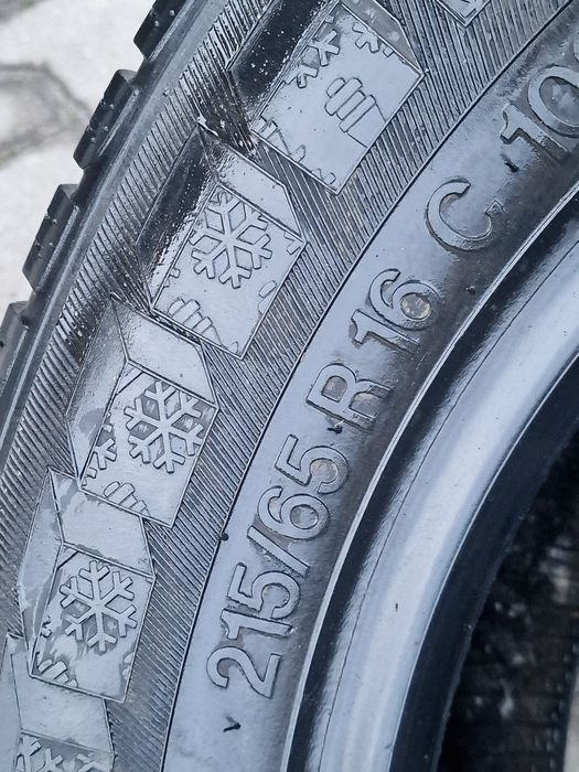 215 65 16 vredestein