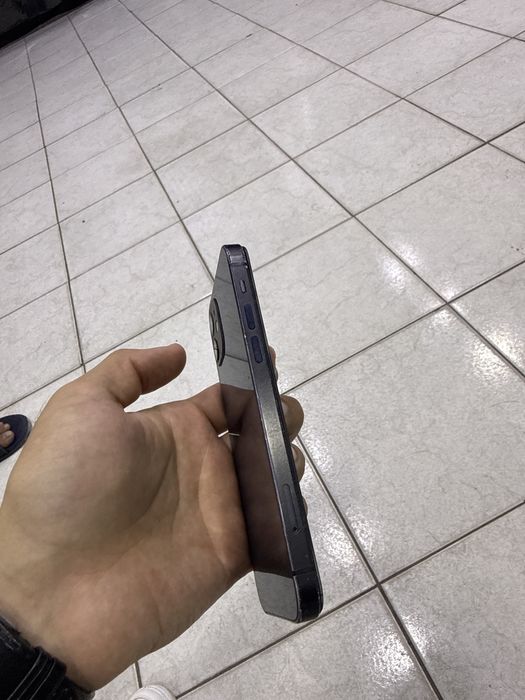 Iphone 12 sotiladi