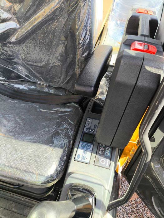 Гусеничный экскаватор XCMG-XE220C(1м3)