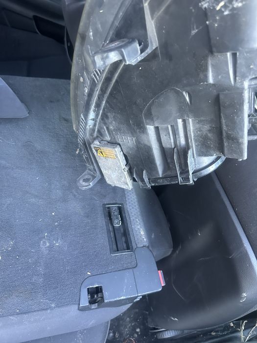 Far faruri xenon audi a6 c6