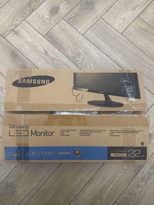 Монитор Samsung SD300