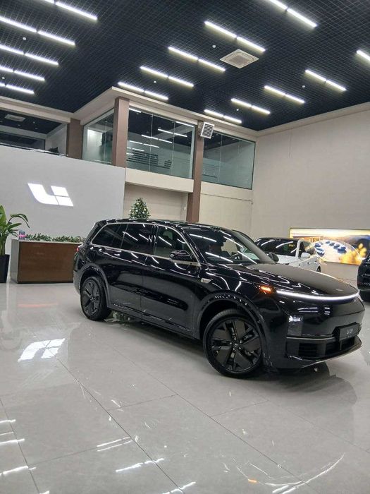 Lixiang Li 9 Ultra Restyling позиция 2025 в наличии