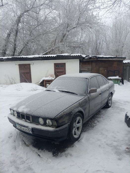 Продам бмв е 34 на ходу