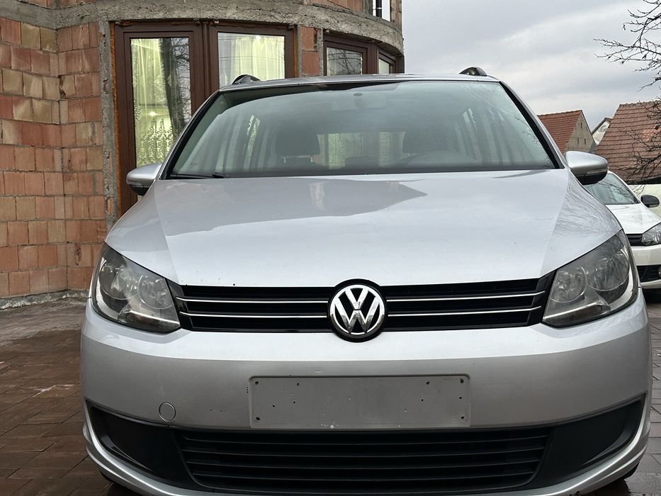 VW Touran 2011 1.6TDI / Rate doar cu buletinul / Avans Zero/ Garantie