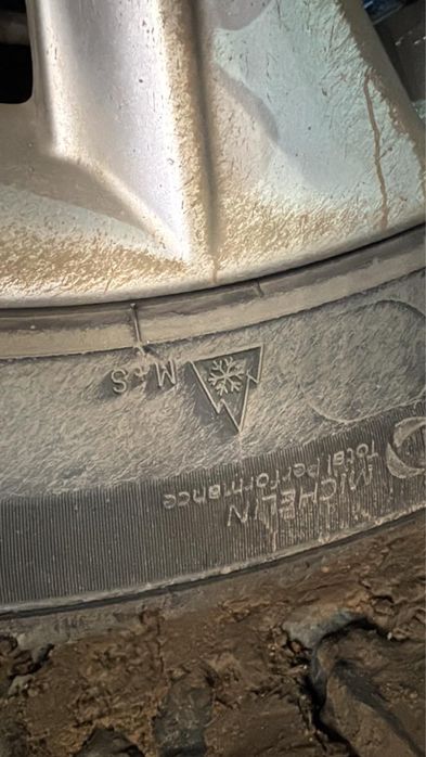 Продам шины Michelin