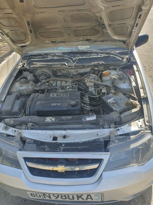 Nexia 2 Chevrolet yili 2010 2mingta yurigan metan benzinda ishlaydi