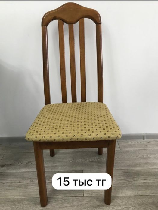 Продам стулья деревянные