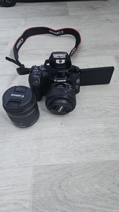 Фотоаппарат Canon 250 D
