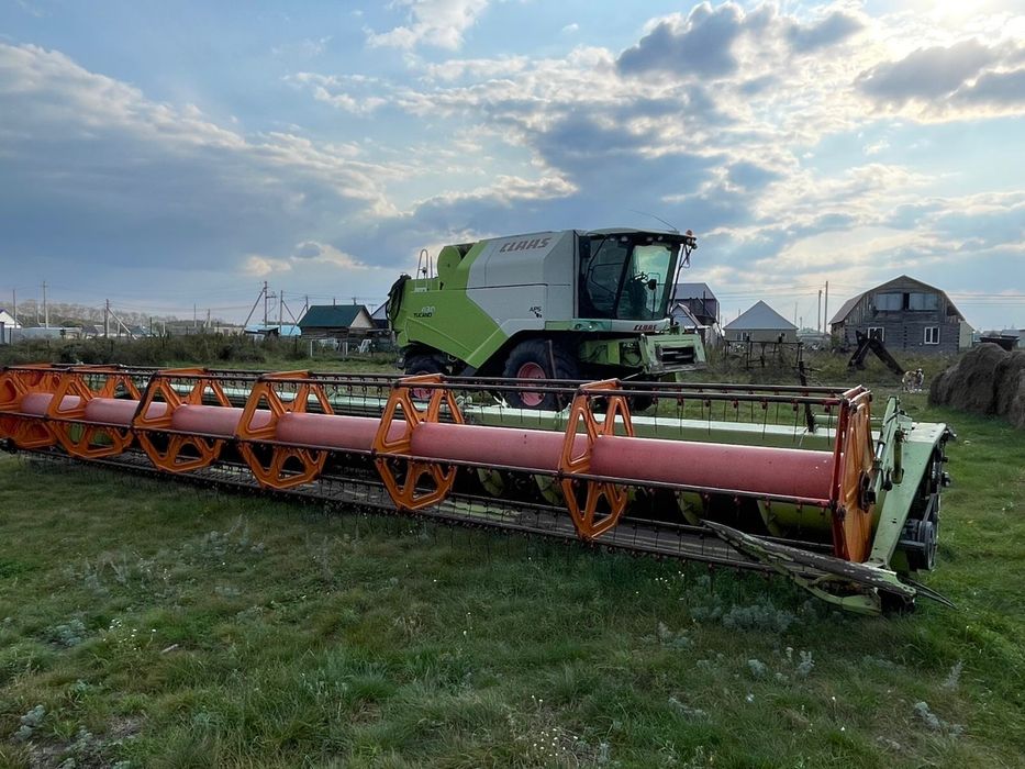 Комбайн ю «CLAAS TUCANO 430 APS»