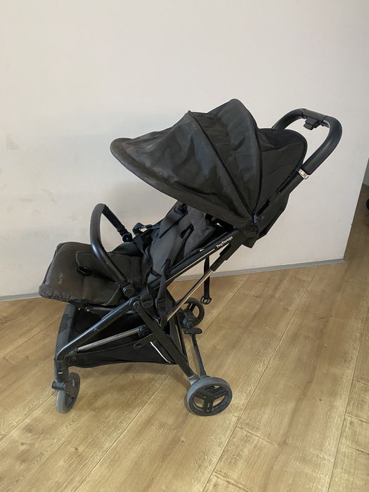 Carucior Peg Perego Selfie pliabil cu o singura mana