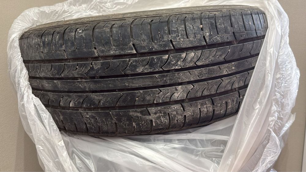 Продам Шины срочно r17