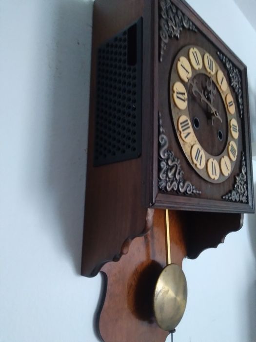 Ceas cu pendul metron predon anii 1960 -1970