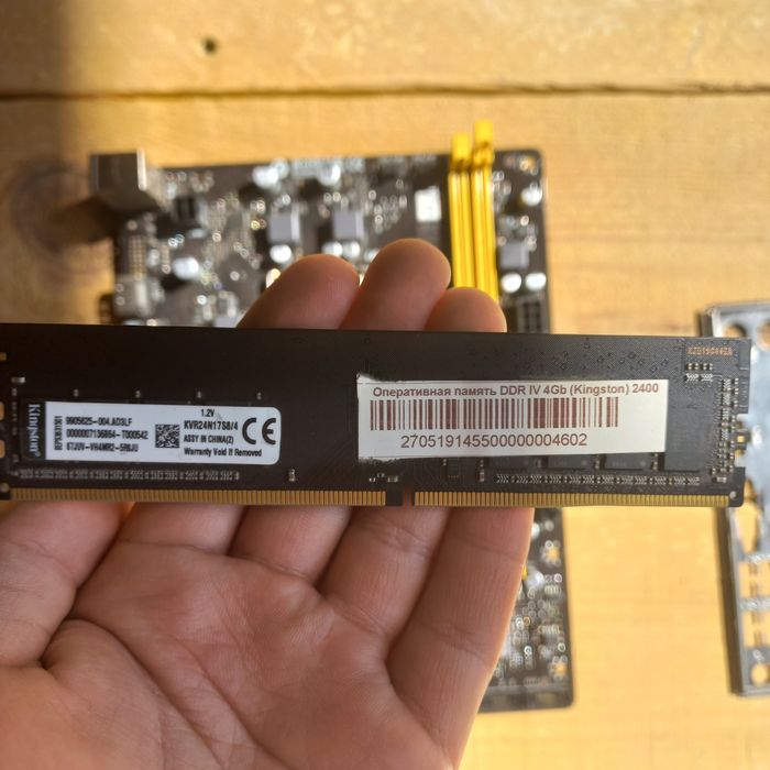 H310 plata + protsessor + RAM 4GB