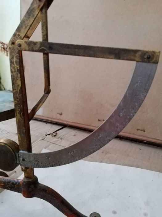 Două cîntare vechi poștale