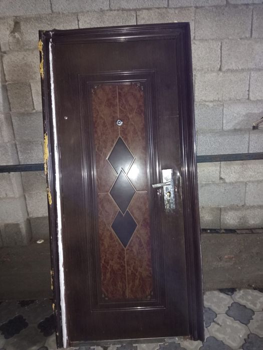 Двери.   25000тг