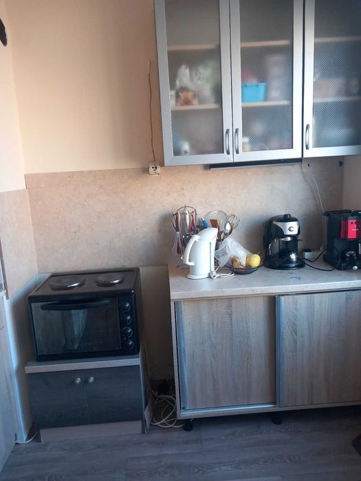 Апартамент 2 стаи и кухня за продажба