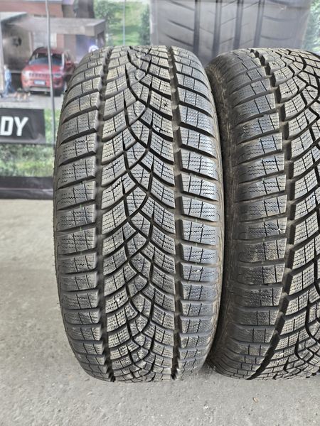 215/55/17 GOODYEAR 4бр