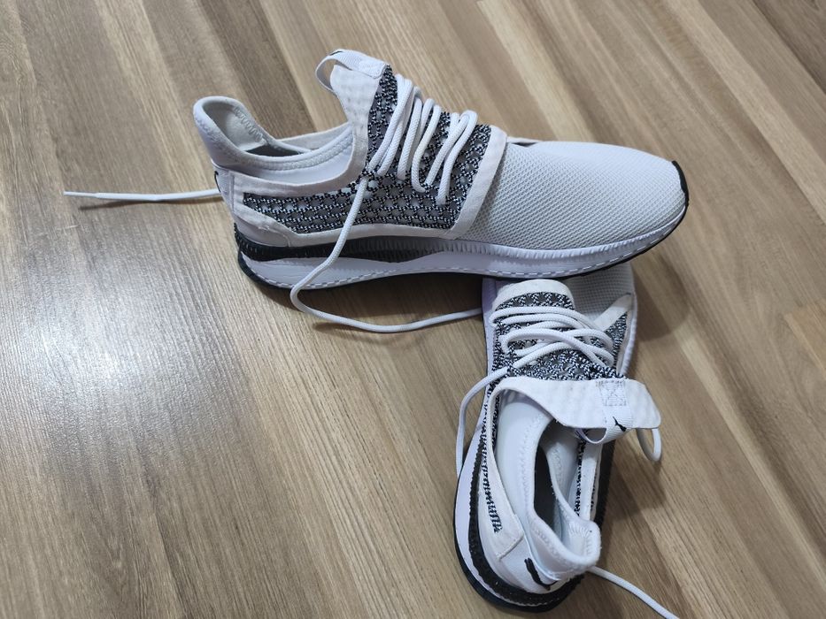 Vand Adidași Puma