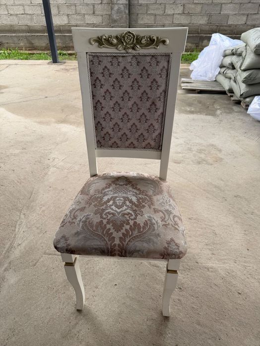 Стулья в хорошем состоянии