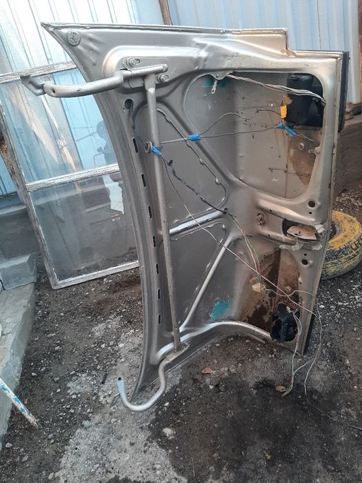 Двери для ваз 2110