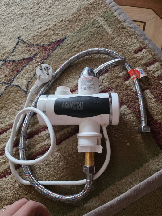 Продам водонагреватель новый