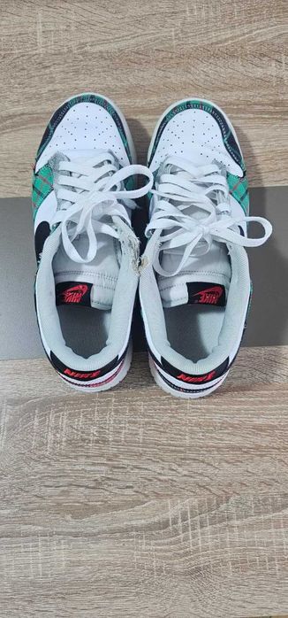 Nike Dunk Low Tartan Plaid