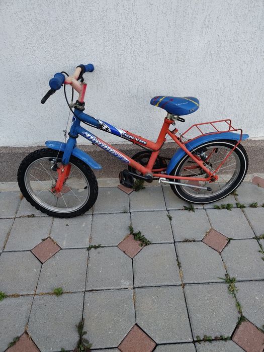 Bicicleta copii 3-5 ani