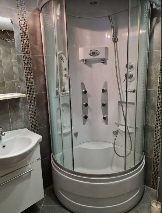 Дава се под наем Двустаен апартамент в Пловдив, Център - 55 кв.м за 375 € - Снимка #3