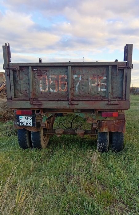 Продам прицеп СЗАП 8352 бортовой