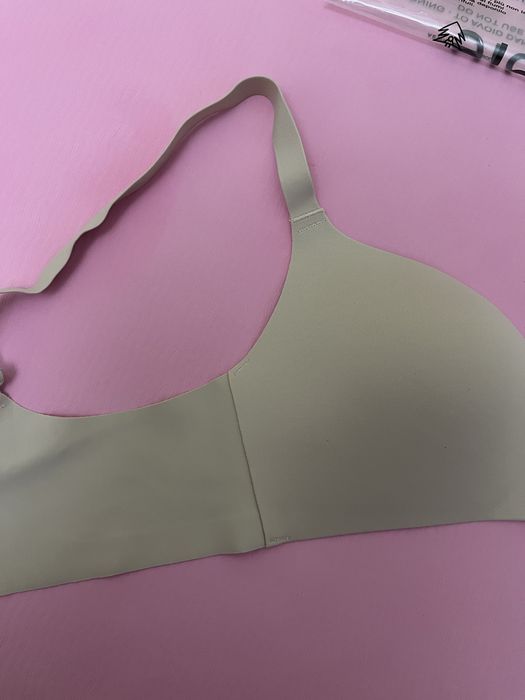 Бюстгалтер бесшовный новый