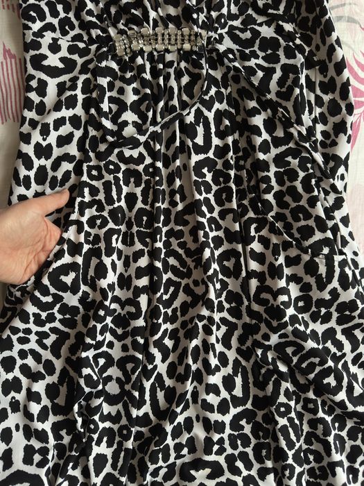 Платье вечернее с принтом