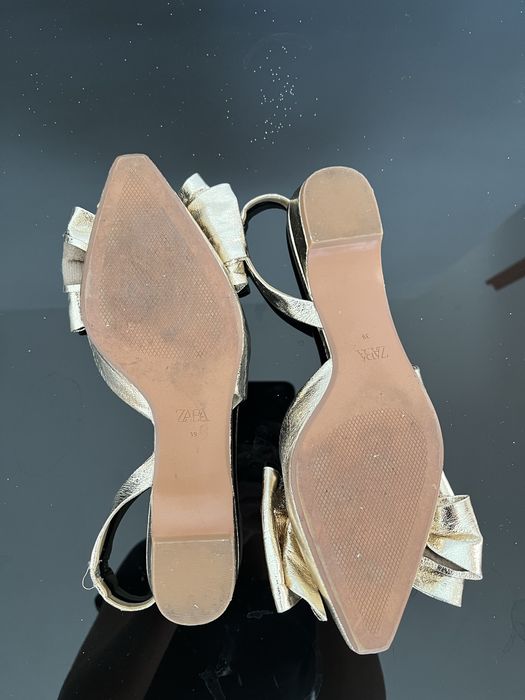 Злани обувки с панделка