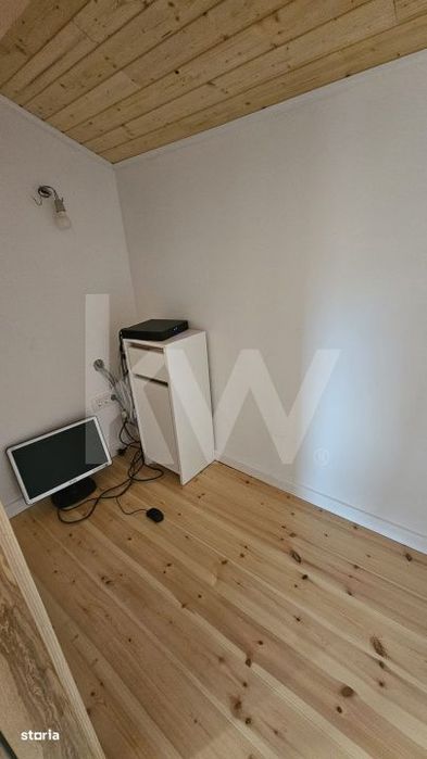 Casa moderna de inchiriat, cu garaj generos – Tocile, Sadu