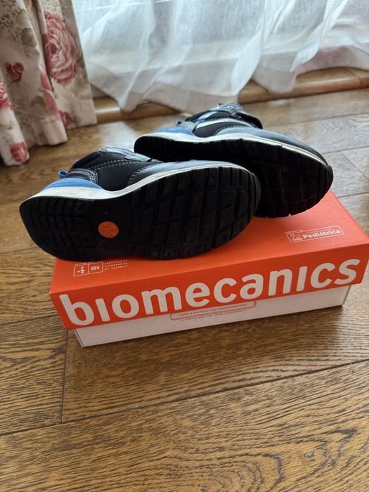Детски боти Biomecanics